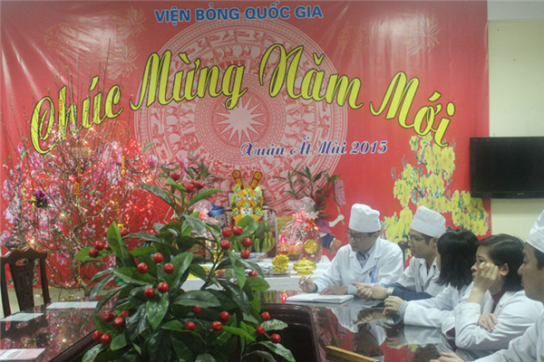 Sẵn sàng cấp cứu, chăm sóc người bệnh trong những ngày Tết